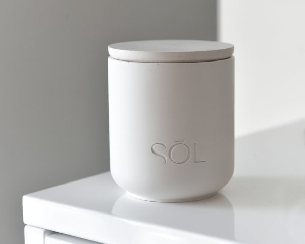 Bougie classique rechargeable Pêche & Monoï – Image 3